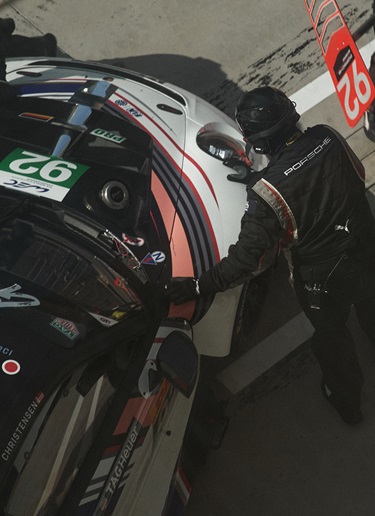 Porsche 911 RSR in pits at 8 Hours of Bahrain